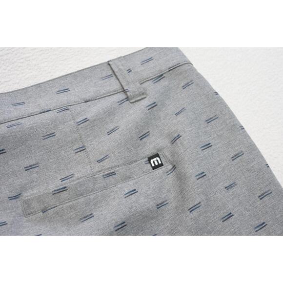 Travis Mathew Golf Shorts Gray Flat Dry Fitting Stretch Athletic Mens Size 40 - Picture 5 of 5